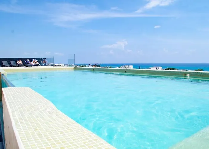 Ocean View Cozy W Gym, Rooftop, Jacuzzi 417 Musa Apartment Playa del Carmen