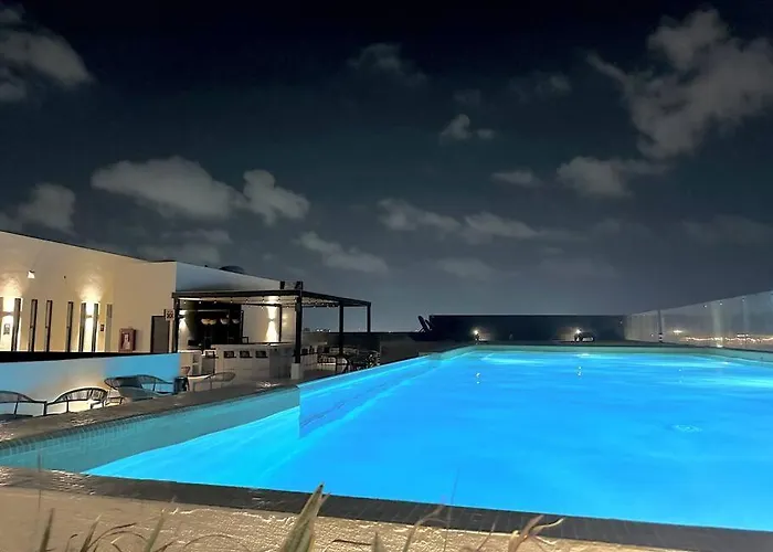 Ocean View Cozy W Gym, Rooftop, Jacuzzi 417 Musa